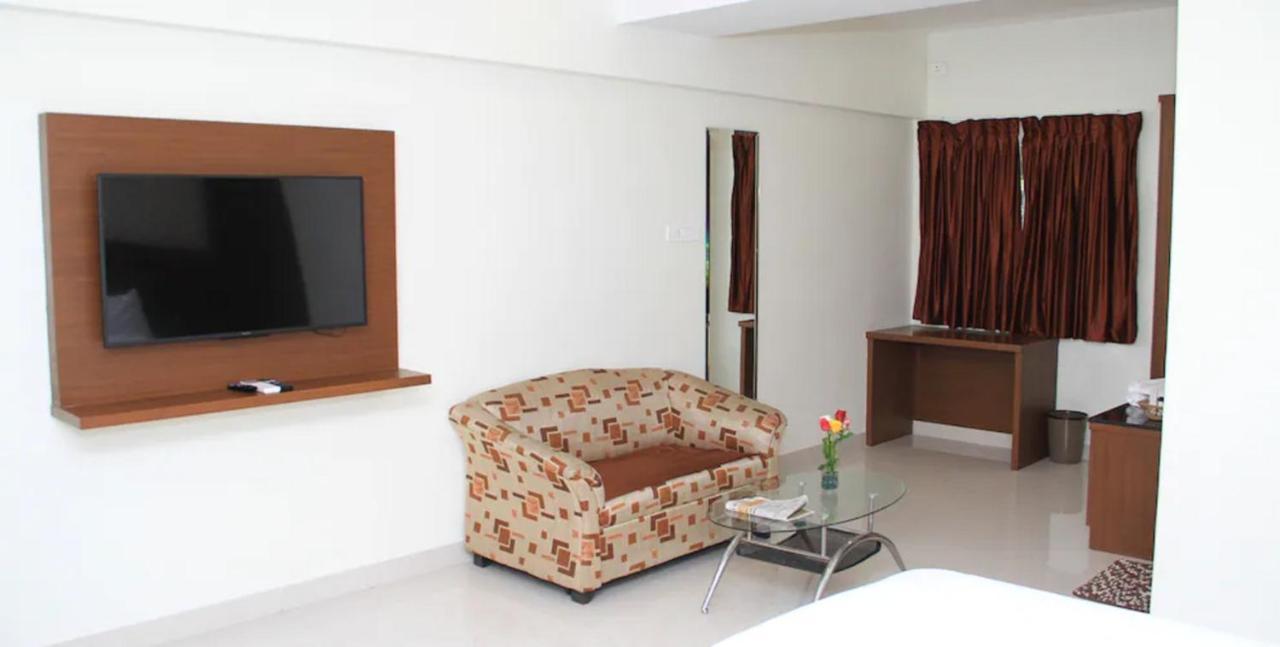 A And M Rooms And Residences Chennai Exterior foto